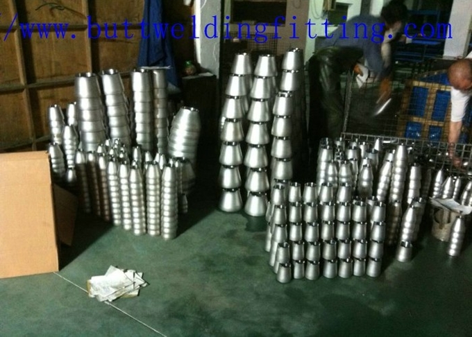 Tamanho de aço inoxidável do redutor SS904L UNS S32750 UNSS32760 310 do API 1 - 96 polegadas