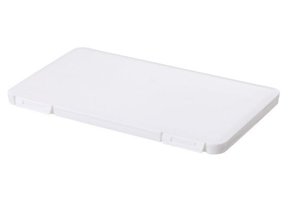 A Mask In A Storage Box Novel Design Mask Case With You Convenient To Store e Non-toxic Carry A Simple